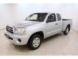 2010 Toyota Tundra Double Cab 4x4 Front 3/4 View