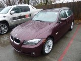 2009 BMW 3 Series 328xi Sport Wagon Front 3/4 View