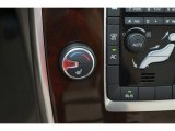 2013 Volvo XC70 3.2 Controls