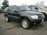 2003 Jeep Grand Cherokee Limited 4x4 Front 3/4 View