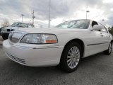 2003 Vibrant White Lincoln Town Car Executive #76682320