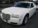 2009 Cool Vanilla White Chrysler 300  #76681690