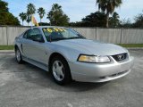2004 Ford Mustang V6 Coupe