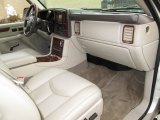 2004 Cadillac Escalade AWD Dashboard