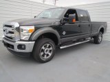 2013 Ford F350 Super Duty Lariat Crew Cab 4x4 Front 3/4 View