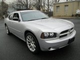 2007 Dodge Charger SXT Front 3/4 View