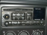 2002 Chevrolet Avalanche The North Face Edition 4x4 Audio System