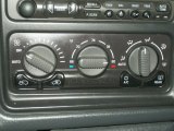 2002 Chevrolet Avalanche The North Face Edition 4x4 Controls