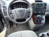 2006 Kia Sedona EX Dashboard