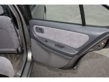 1999 Nissan Altima GXE Door Panel