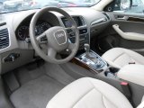 2011 Audi Q5 3.2 quattro Cardamom Beige Interior