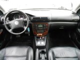 2004 Volkswagen Passat GLX 4Motion Wagon Dashboard
