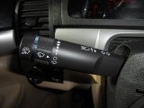 2008 Saturn Outlook XE Controls