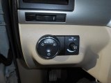 2008 Saturn Outlook XE Controls