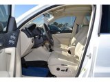 2013 Volkswagen Tiguan SEL Front Seat