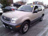 2005 Mercury Mountaineer V6 AWD Front 3/4 View