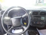 2000 Chevrolet S10 LS Extended Cab 4x4 Steering Wheel