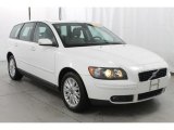2005 Volvo V50 T5 AWD Data, Info and Specs