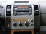 2005 Nissan Pathfinder LE Controls