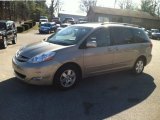 2007 Desert Sand Mica Toyota Sienna XLE #77042707