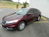 2013 Honda Crosstour EX-L Front 3/4 View