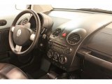 2010 Volkswagen New Beetle Final Edition Coupe Dashboard