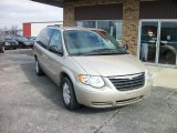 2007 Linen Gold Metallic Chrysler Town & Country Touring #77107793