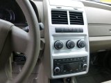 2009 Dodge Journey SXT AWD Controls