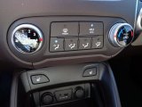 2013 Hyundai Tucson GLS Controls