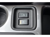 2011 Nissan Juke SL Controls