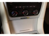 2013 Volkswagen Passat 2.5L SE Controls