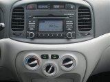 2011 Hyundai Accent GLS 4 Door Controls