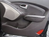 2010 Hyundai Tucson GLS AWD Door Panel