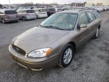 2005 Ford Taurus SEL Wagon Front 3/4 View