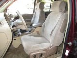 2004 Chevrolet TrailBlazer LT 4x4 Front Seat