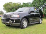 2004 Lincoln Navigator Luxury Front 3/4 View