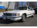 1996 White Cadillac DeVille Sedan #77332092