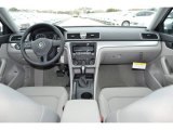 2013 Volkswagen Passat 2.5L S Dashboard