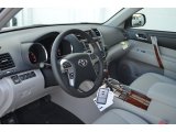 2013 Toyota Highlander Limited 4WD Ash Interior