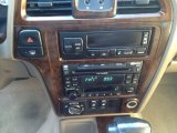 2002 Nissan Pathfinder SE 4x4 Controls