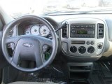 2003 Ford Escape XLT V6 Dashboard