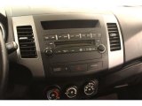 2007 Mitsubishi Outlander LS Controls