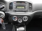 2007 Hyundai Accent GS Coupe Controls