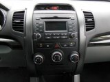 2013 Kia Sorento LX V6 AWD Controls