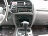 1999 Suzuki Grand Vitara JLX 4WD Controls