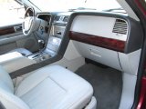 2005 Lincoln Navigator Luxury Dashboard