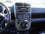 2004 Honda Element EX Controls