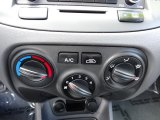 2009 Kia Rio Rio5 LX Hatchback Controls