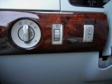 2006 Lincoln Navigator Luxury 4x4 Controls