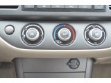 2005 Toyota Camry LE Controls